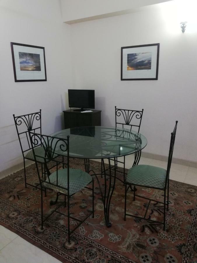 Ambrosia Guest House Дакка Экстерьер фото
