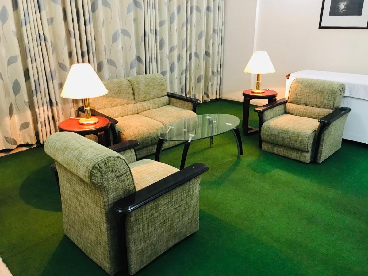 Ambrosia Guest House Дакка Экстерьер фото